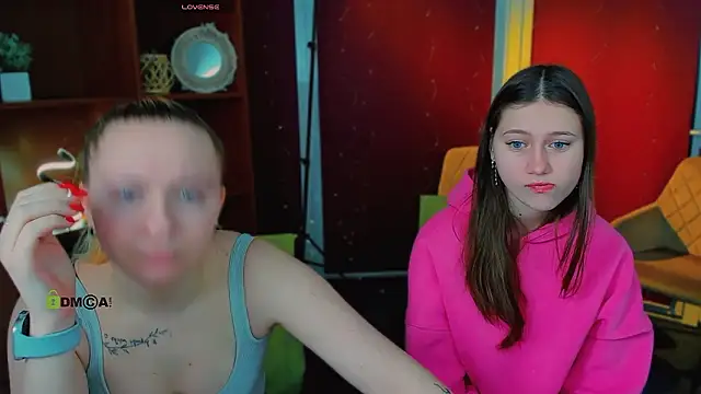 mila glow1 online show from March 14, 2026, 6:52 am