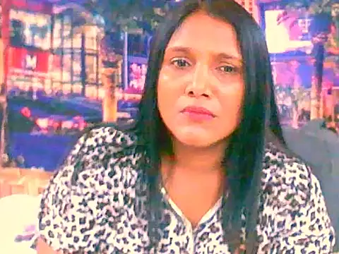 IndianSexyLady4u online show from September 25, 2025, 6:36 pm