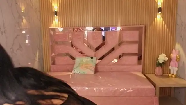 m eris s online show from March 10, 2026, 1:04 pm