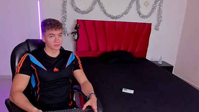 paull george online show from November 12, 2025, 2:43 pm