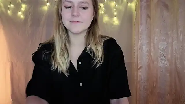 ShyMistery online show from November 6, 2025, 8:57 pm