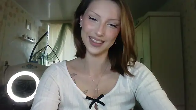 RuxaShade online show from November 14, 2025, 11:03 am