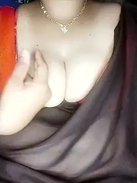 Geetha227 online show from October 3, 2025, 4:52 pm