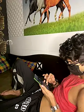 SIZZLER 1100 online show from September 25, 2025, 9:43 pm