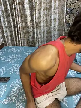 SIZZLER 1100 online show from September 18, 2025, 9:18 pm