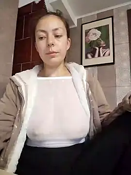 Snapshot of LenaBloomy chatting on November 21, 2025, 12:48 pm LenaBloomy online show from November 21, 2025, 12:48 pm