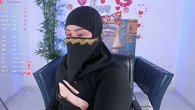 samanee konn online show from April 17, 2026, 7:06 pm