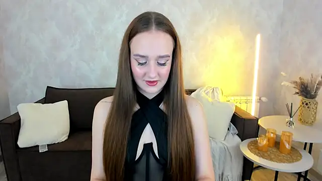 Snapshot of SabrinaCandi chatting on May 17, 2026, 6:30 pm SabrinaCandi online show from May 17, 2026, 6:30 pm