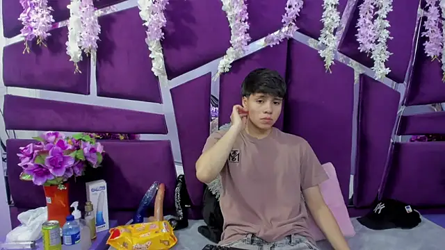 Bruno Cruzz online show from February 7, 2026, 2:19 am