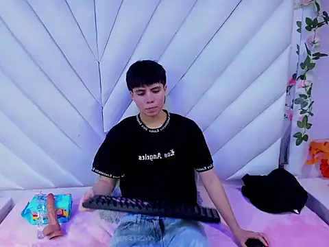 Bruno Cruzz online show from October 21, 2025, 2:33 am