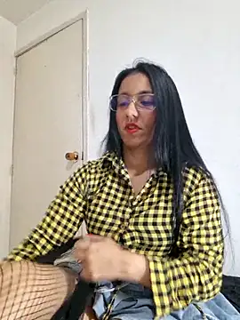 Snapshot of SofiiMilf chatting on April 28, 2026, 8:24 pm SofiiMilf online show from April 28, 2026, 8:24 pm