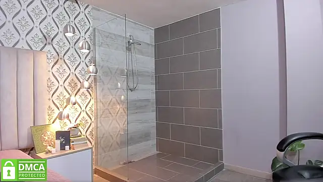 Sky Junne online show from September 23, 2025, 5:20 pm