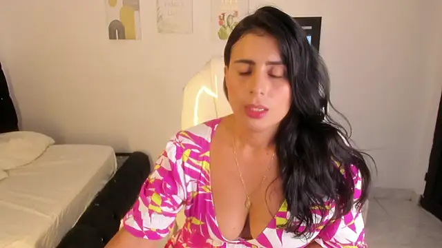 Lilu ds online show from November 10, 2025, 8:47 pm