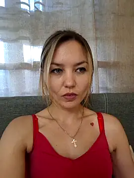 VeroLoverx online show from September 9, 2025, 2:59 pm