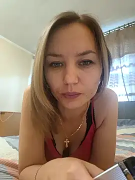 VeroLoverx online show from September 20, 2025, 9:47 am