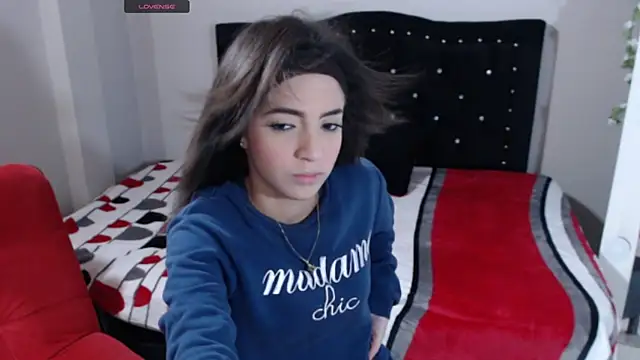 Snapshot of Coraline_Playful chatting on October 25, 2025, 11:53 am Coraline Playful online show from October 25, 2025, 11:53 am