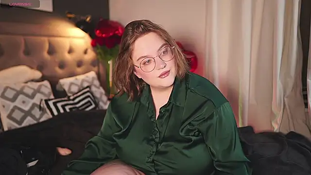 Snapshot of Alissa_S chatting on February 16, 2025, 12:21 pm Alissa S online show from February 16, 2025, 12:21 pm