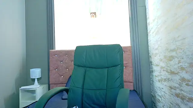 katia green1 online show from September 30, 2025, 12:00 pm