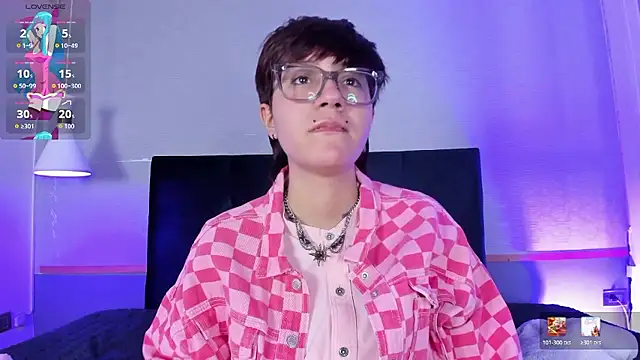 Snapshot of Tsuki_Maru chatting on January 10, 2026, 3:35 am Tsuki Maru online show from January 10, 2026, 3:35 am