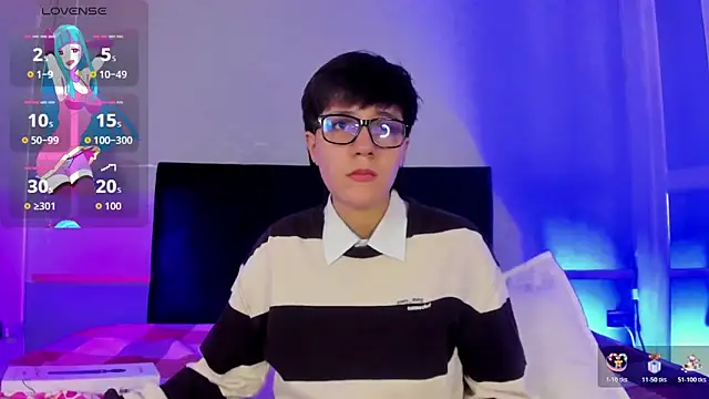 Snapshot of Tsuki_Maru chatting on December 19, 2025, 3:43 am Tsuki Maru online show from December 19, 2025, 3:43 am