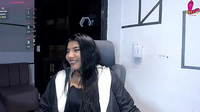 BritanyBrown  online show from March 10, 2026, 1:37 pm