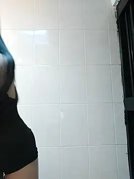 LunaJacobs online show from September 16, 2025, 5:03 pm