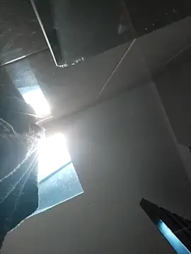 LunaJacobs online show from September 19, 2025, 11:47 am