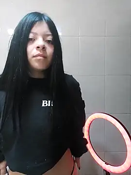 LunaJacobs online show from March 25, 2026, 6:18 pm