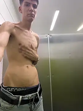 Luck  090 online show from September 22, 2025, 1:33 am