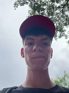 Luck  090 online show from September 29, 2025, 8:47 pm