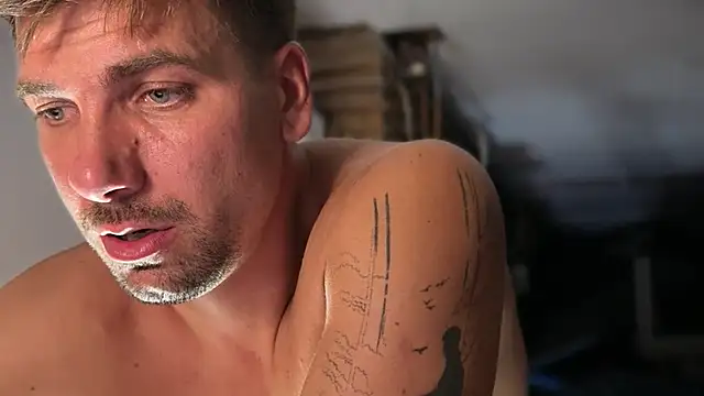 str8boyx online show from July 28, 2026, 12:51 am