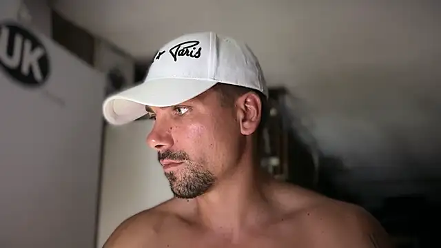str8boyx online show from July 12, 2026, 12:22 am