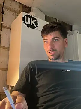 str8boyx online show from June 6, 2026, 8:58 pm