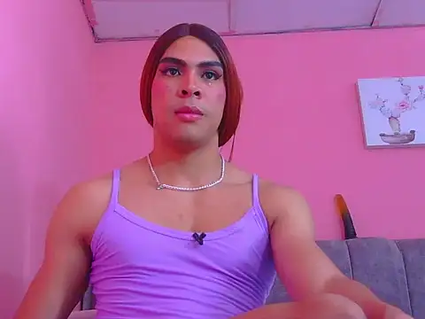 Snapshot of Coral_Santana_x chatting on September 22, 2025, 3:18 pm Coral Santana x online show from September 22, 2025, 3:18 pm