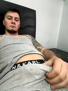 bogerkek online show from December 19, 2025, 1:13 pm