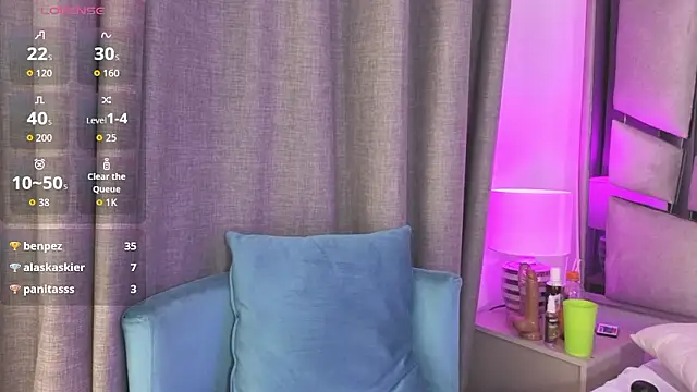  valeria saenz  online show from January 14, 2026, 8:29 am