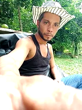 AlphaAlterX online show from October 9, 2025, 6:52 pm