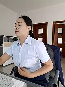 bingxin- online show from September 30, 2025, 6:30 am