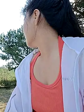 bingxin- online show from September 15, 2025, 2:23 am