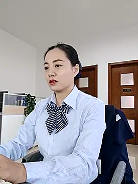 bingxin- online show from November 25, 2025, 5:52 am