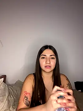 sexybeluxxx online show from December 18, 2025, 8:45 pm
