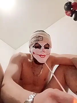 HotRolo online show from March 23, 2026, 11:04 pm