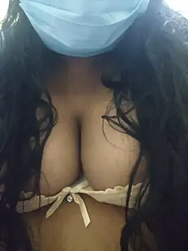 Snapshot of Tamil_Kaamini_Times chatting on February 3, 2026, 6:02 pm Tamil Kaamini Times online show from February 3, 2026, 6:02 pm