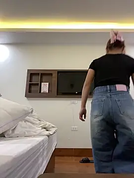 Mai bb online show from September 12, 2025, 5:18 am