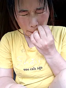 ALIENHR38 online show from September 23, 2025, 11:56 pm