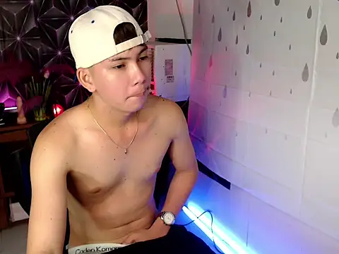 ursweet jade online show from October 14, 2025, 10:16 am