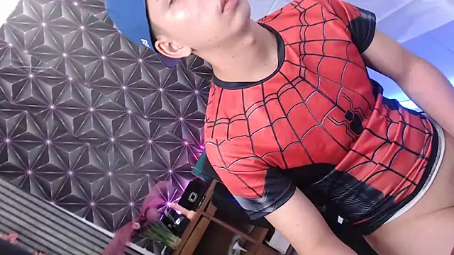 ursweet jade online show from September 17, 2025, 11:45 am