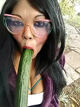 Snapshot of hemilynthomas2467 chatting on July 9, 2026, 12:04 pm hemilynthomas2467 online show from July 9, 2026, 12:04 pm