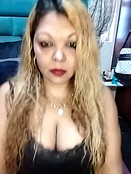 hemilynthomas2467 online show from October 15, 2025, 6:33 am