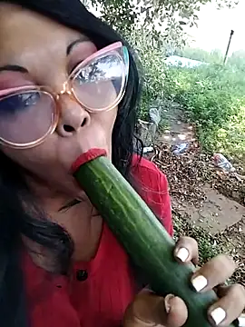 hemilynthomas2467 online show from May 22, 2026, 10:24 am